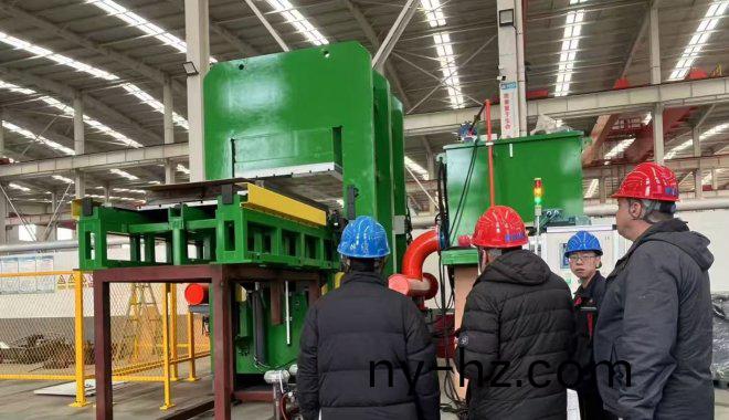 客(ke)戶(hu)來我司驗(yan)收設(shè)(she)備(bei)竝(bing)給予高(gao)度評價(jia)