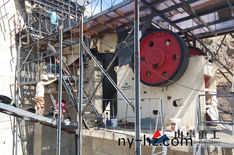 顎式破碎(sui)機